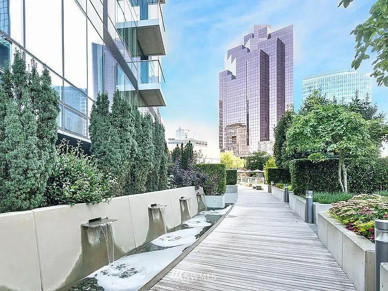 10700 NE 4th St #2708 — Photo 22