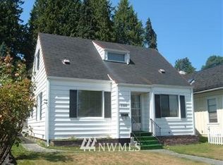 3322 Rucker Ave, Everett, WA 98201