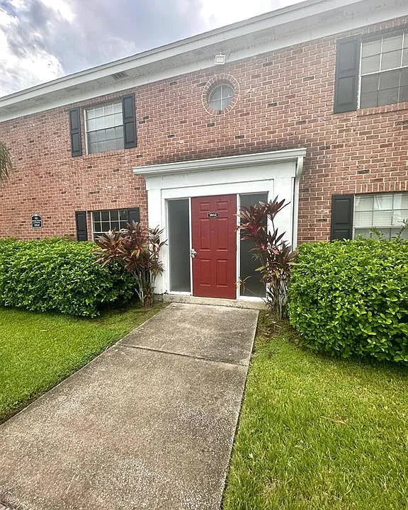 1432 Holden Ave #C-6