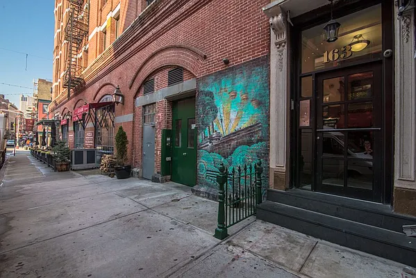 Rented by Sky Management | media 42