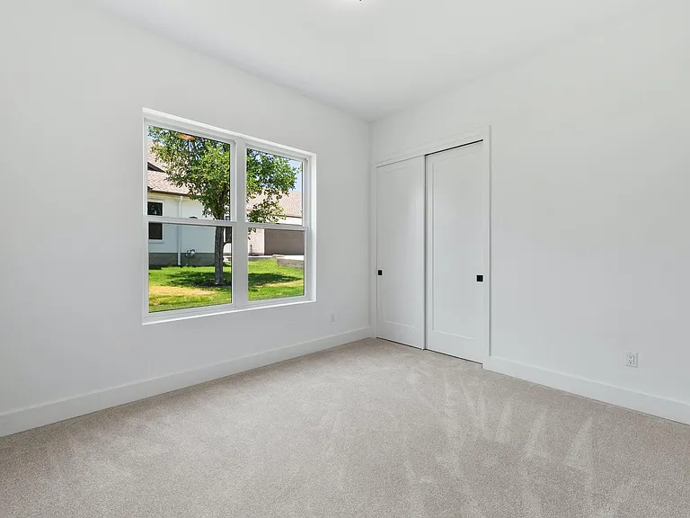 125 Stockman Dr — Photo 28