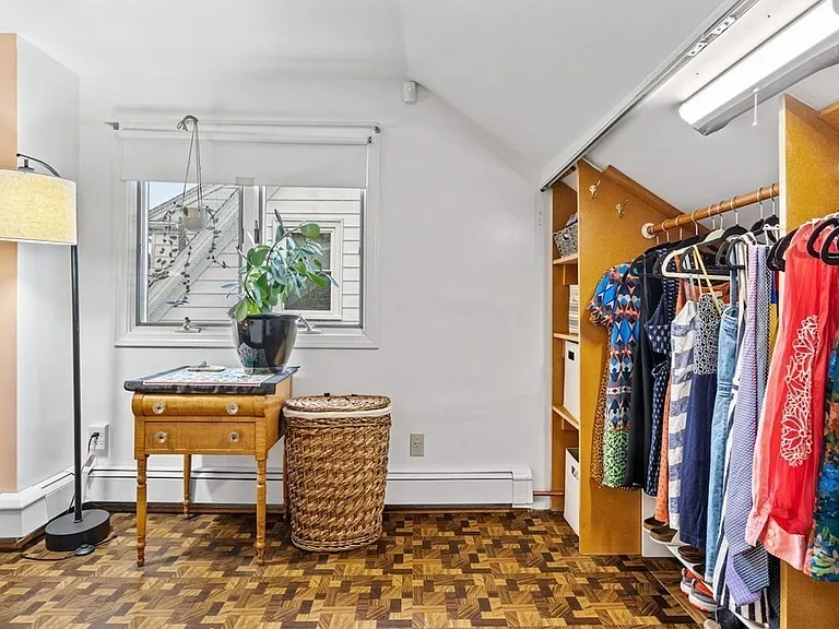 51 Fairlawn St #51 — Photo 12