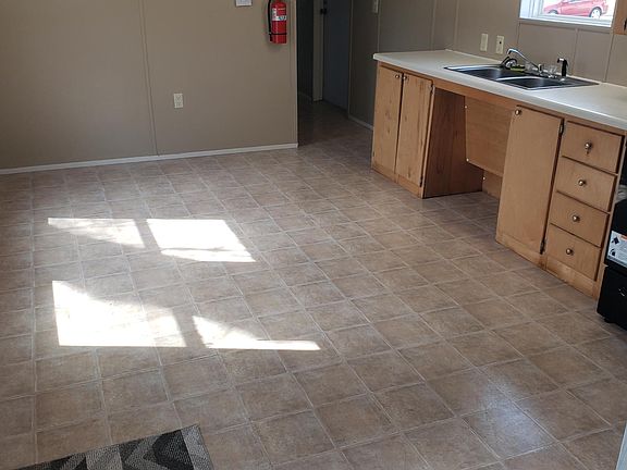 5th image of 15 Lee St