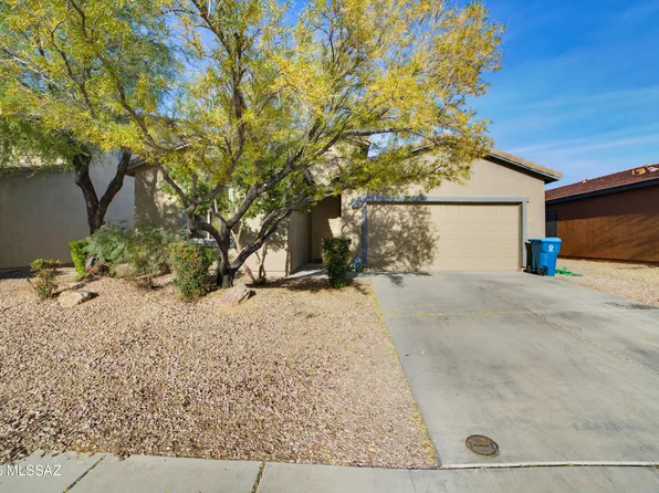 1111 E Madera Grove Ln, Sahuarita, AZ 85629