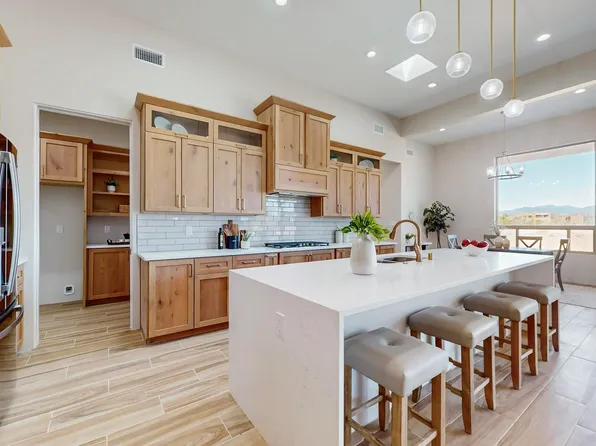 3 Azul Ct, Santa Fe, NM 87508