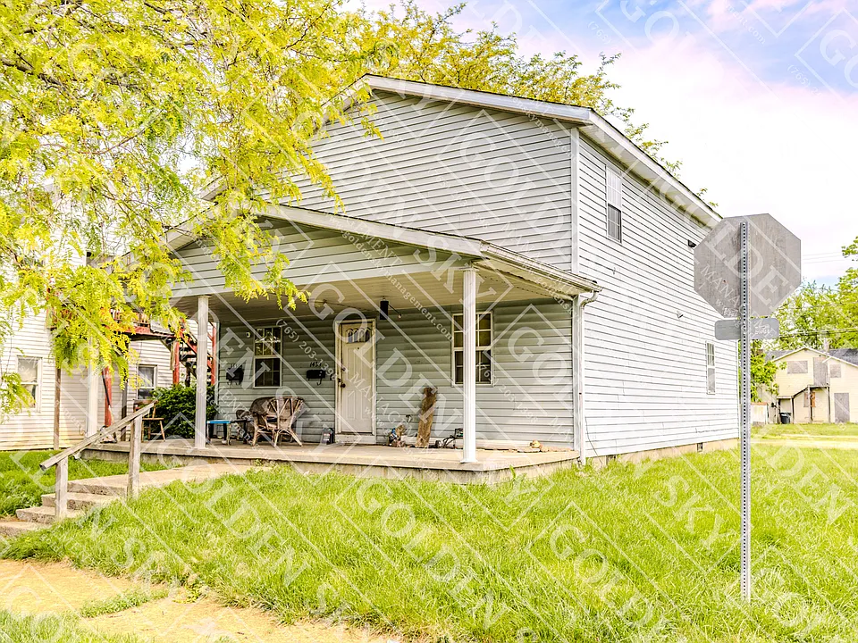 1430 W 14th St