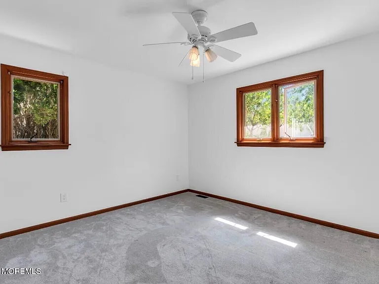 464 Barnacle Rd — Photo 7