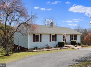 576 Boliver Rd, Fort Valley, VA 22652