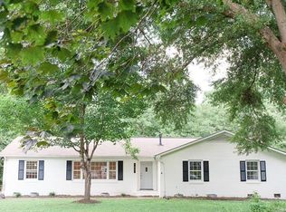 1431 E Barden Rd, Charlotte, NC 28226