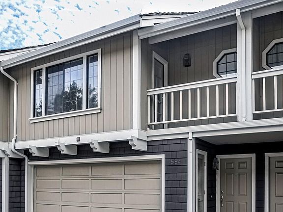 2nd image of 584 Valeri Ruth Ct
