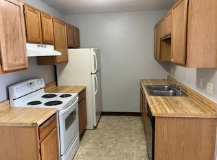 1210 3rd St NE APT 9, Mandan, ND 58554