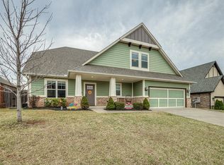 2333 Bretton Ln, Edmond, OK 73012