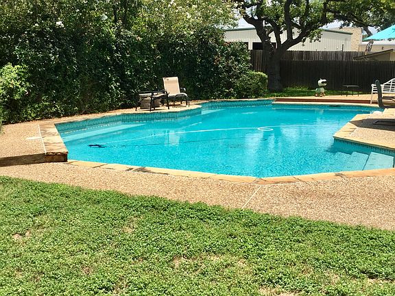 Large Bluehaven pool