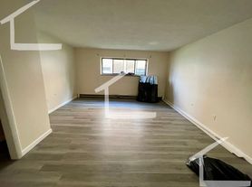 32 Allston St, Allston, MA