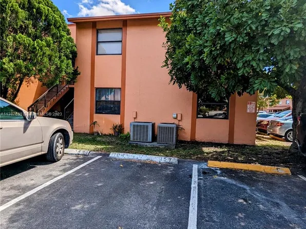 6425 W 27th Ct APT 204-6, Hialeah, FL 33016