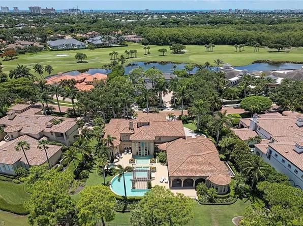 1124 Dormie DR, NAPLES, FL 34108