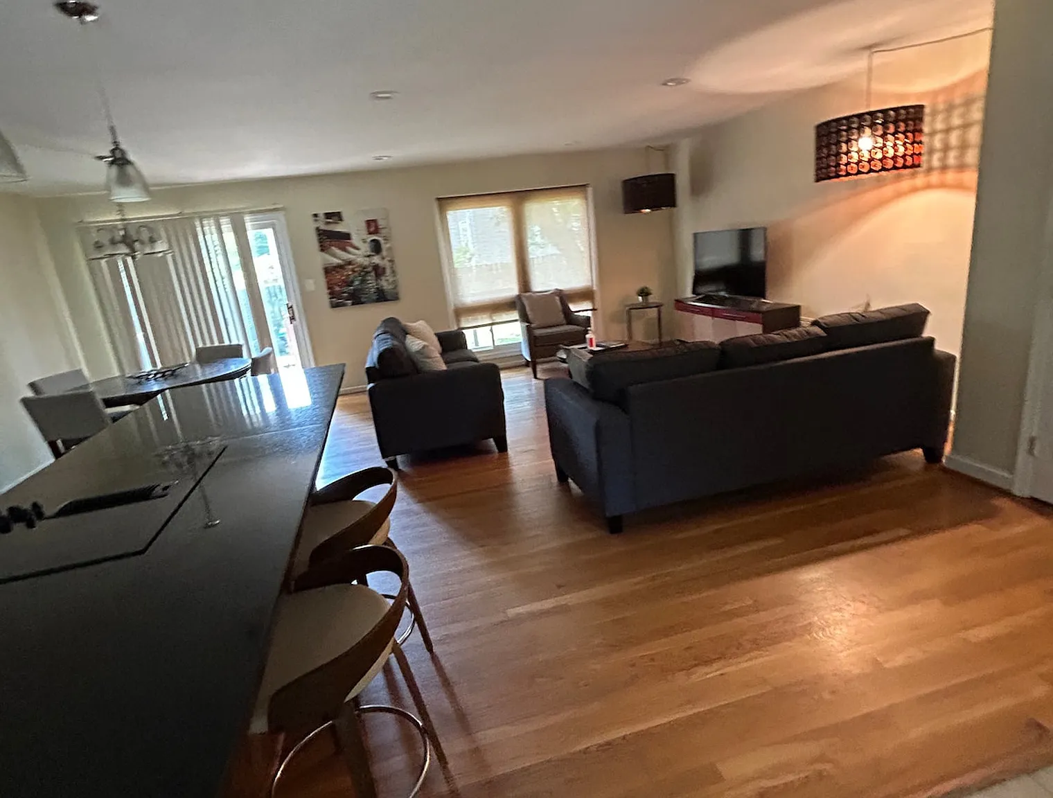 4 bed, 3.0 bath, $7,398 — Photo 3
