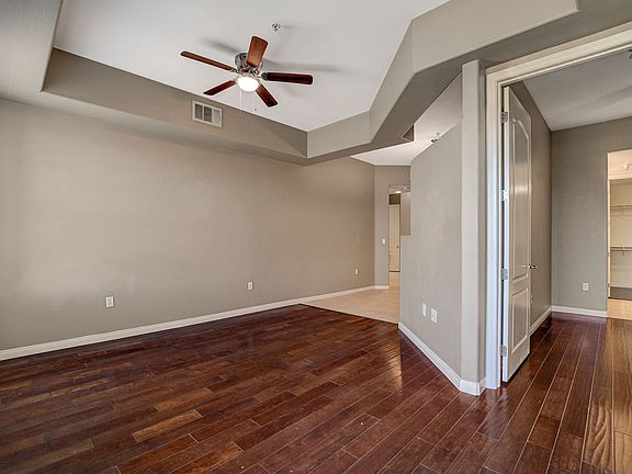 4th image of 32 E Serene Ave Unit 420