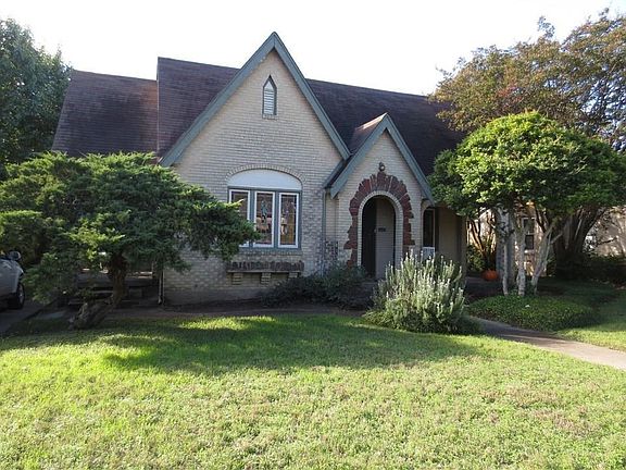 3rd image of 5926 Goliad Ave