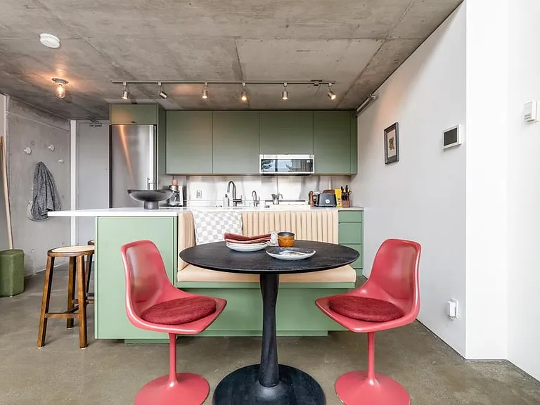 1540 W 2nd Ave #508 — Photo 9