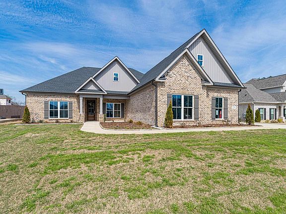 5th image of 231 Midland Dr