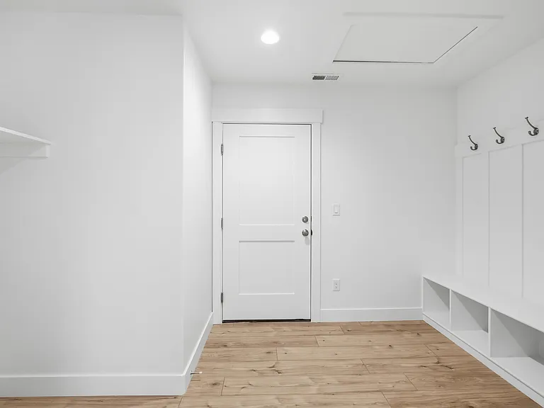 2305 N 3900 W — Photo 9