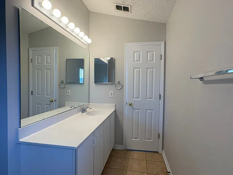 121 Carmel Bay Dr — Photo 11