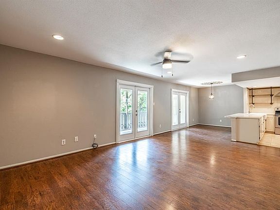 4th image of 5005 Georgi Ln APT 15
