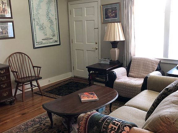 Front entry/living room