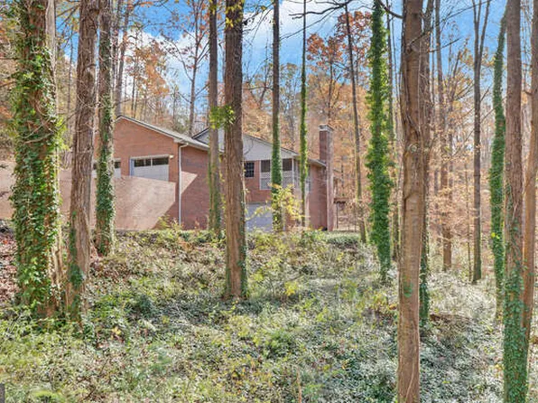 551 Hillendale Dr, Toccoa, GA 30577