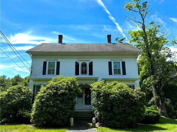 625 East Ave, Burrillville, RI 02830