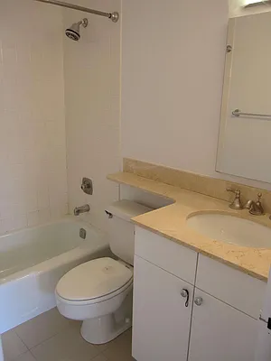 Rented by Newell and Assoc. | media 21