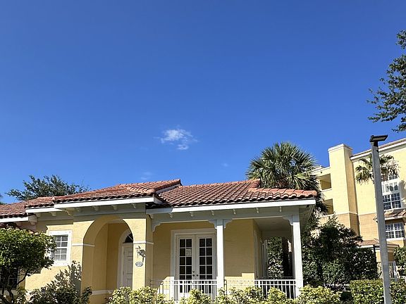 2nd image of 132 Mangrove Bay Way