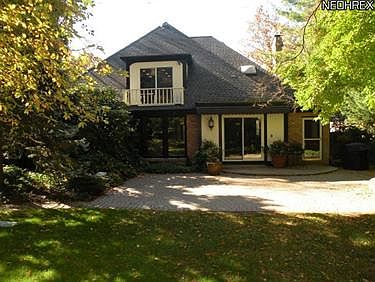 5th image of 1987 Newbury Dr