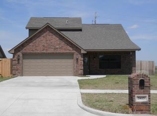 5415 NW King Richard Ave, Lawton, OK 73505