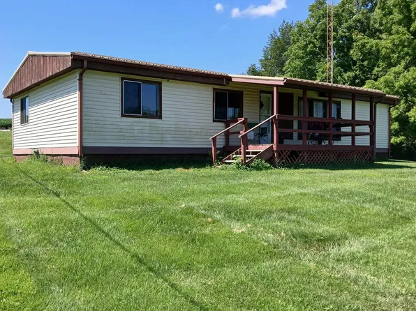7341 E 1400 N, Elnora, IN 47529