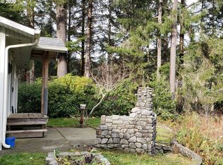 95895 Eggers Rd, Brookings, OR 97415