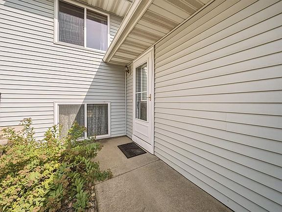 3rd image of 5348 Prill Road #C