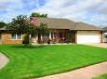 1st image of 2413 E Hills Dr