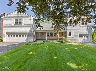 29 Maplewood Dr, Cos Cob, CT 06807