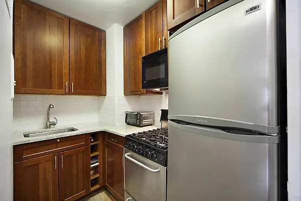 Sold by Town Residential | media 19