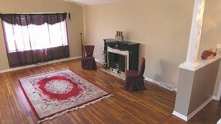 2nd image of 630 Leamington Ave