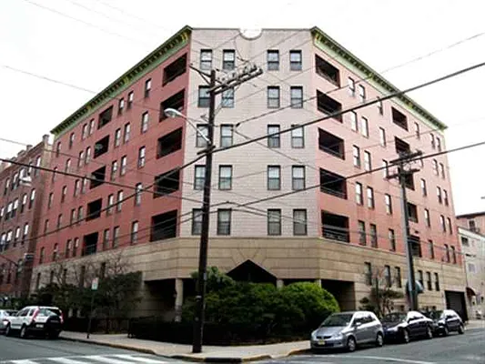 Sold by Hudson Place Realty | media 4
