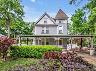 18 Kenilworth Rd, Ridgewood, NJ 07450