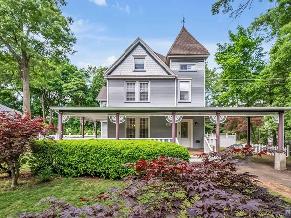 18 Kenilworth Rd, Ridgewood, NJ 07450