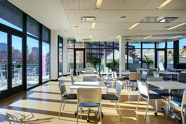 Rented by R New York | media 17