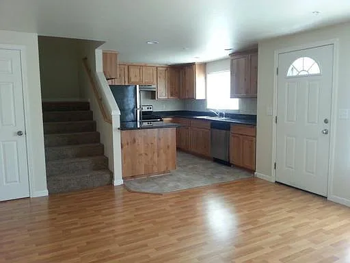 435e18 — Photo 4