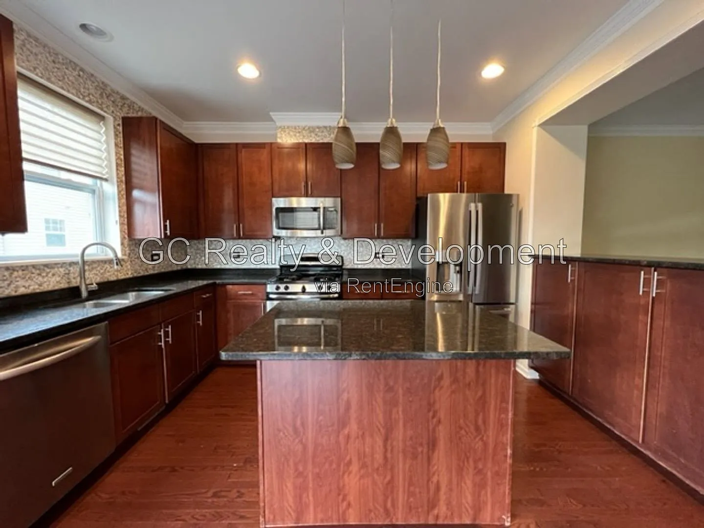 3 bed, 2.5 bath, 2162 sqft, $3,395 — Photo 3