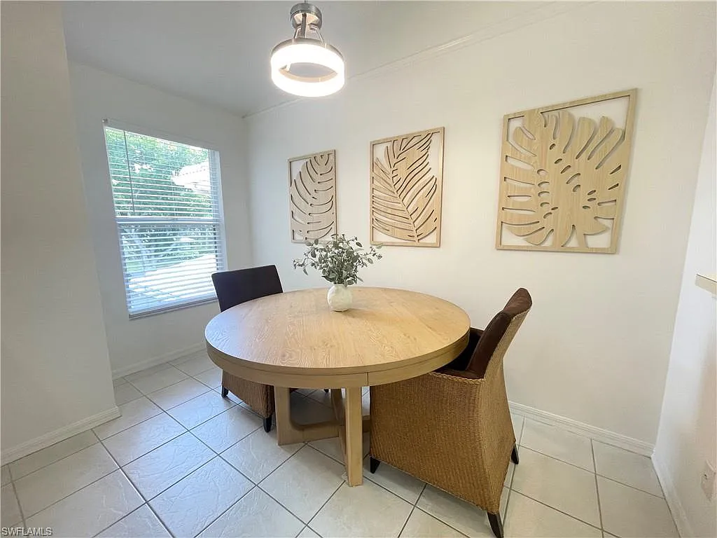 3 bed, 2.0 bath, 1611 sqft, $4,500 — Photo 4