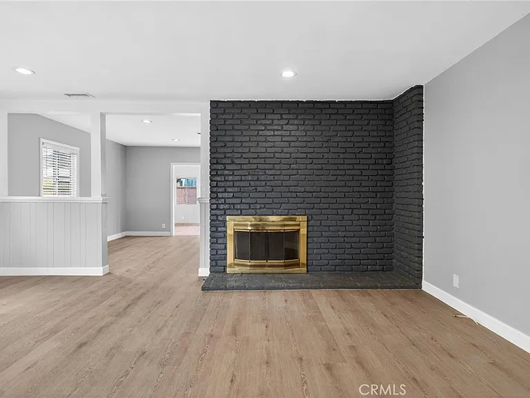 13808 S Catalina Ave — Photo 5
